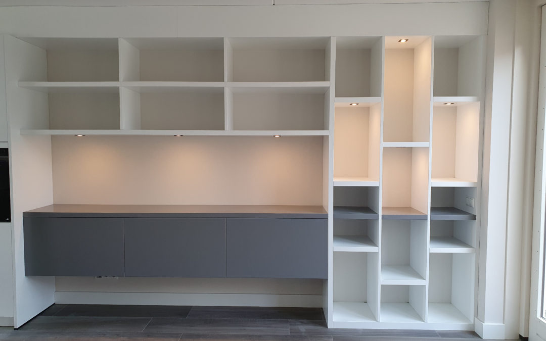 boekenkast een bestaande keuken Rijswijk